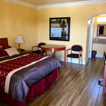 Livingston Town & Country Motel المظهر الخارجي الصورة