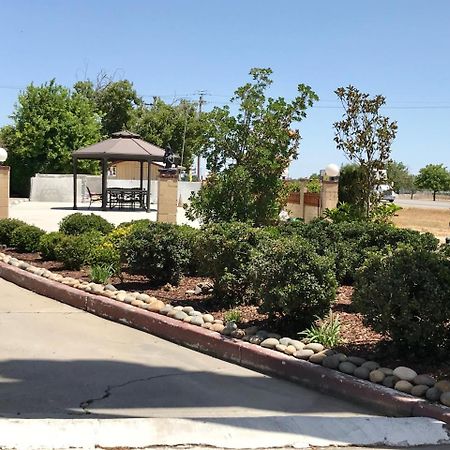 Livingston Town & Country Motel المظهر الخارجي الصورة