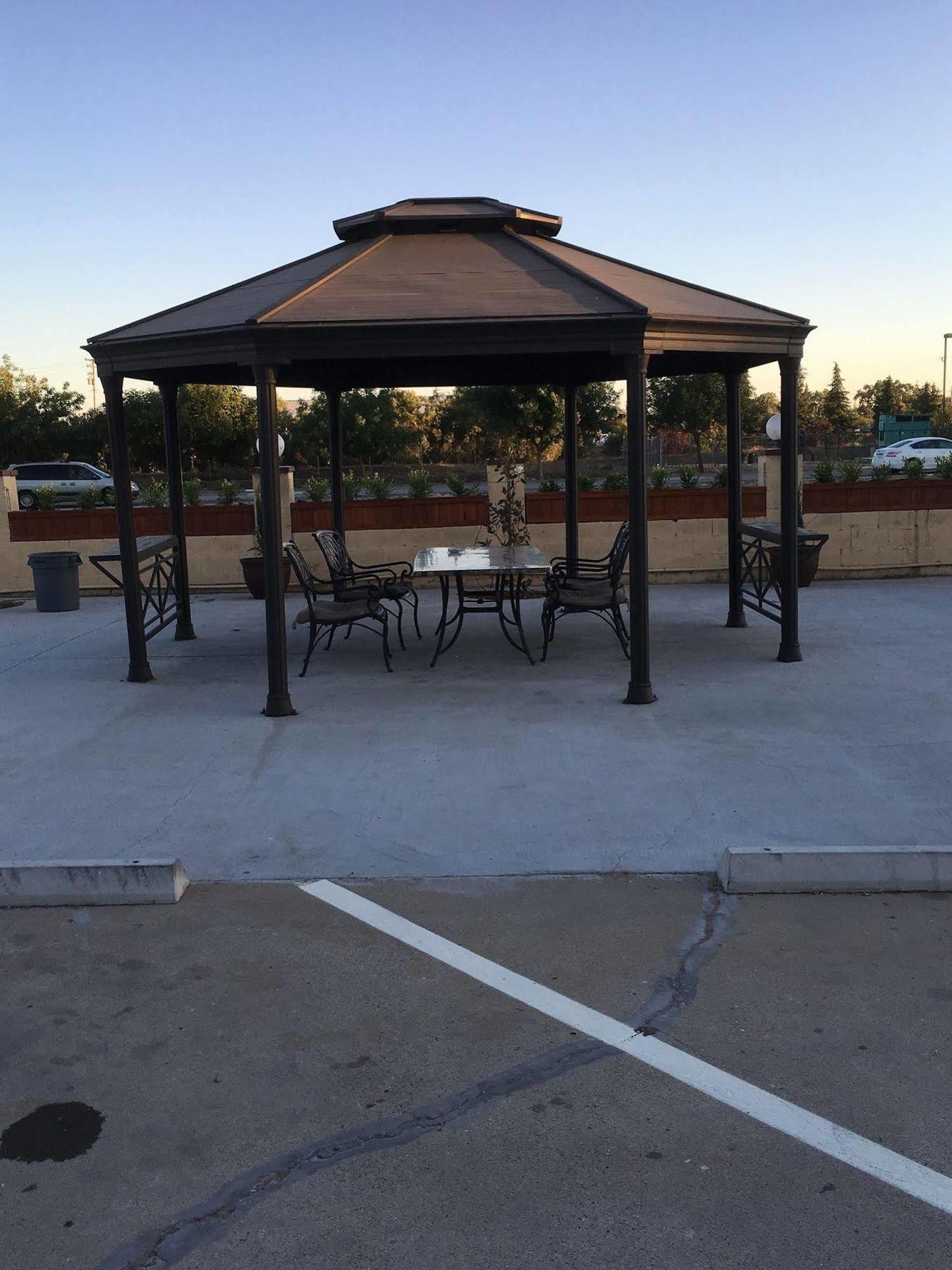 Livingston Town & Country Motel المظهر الخارجي الصورة