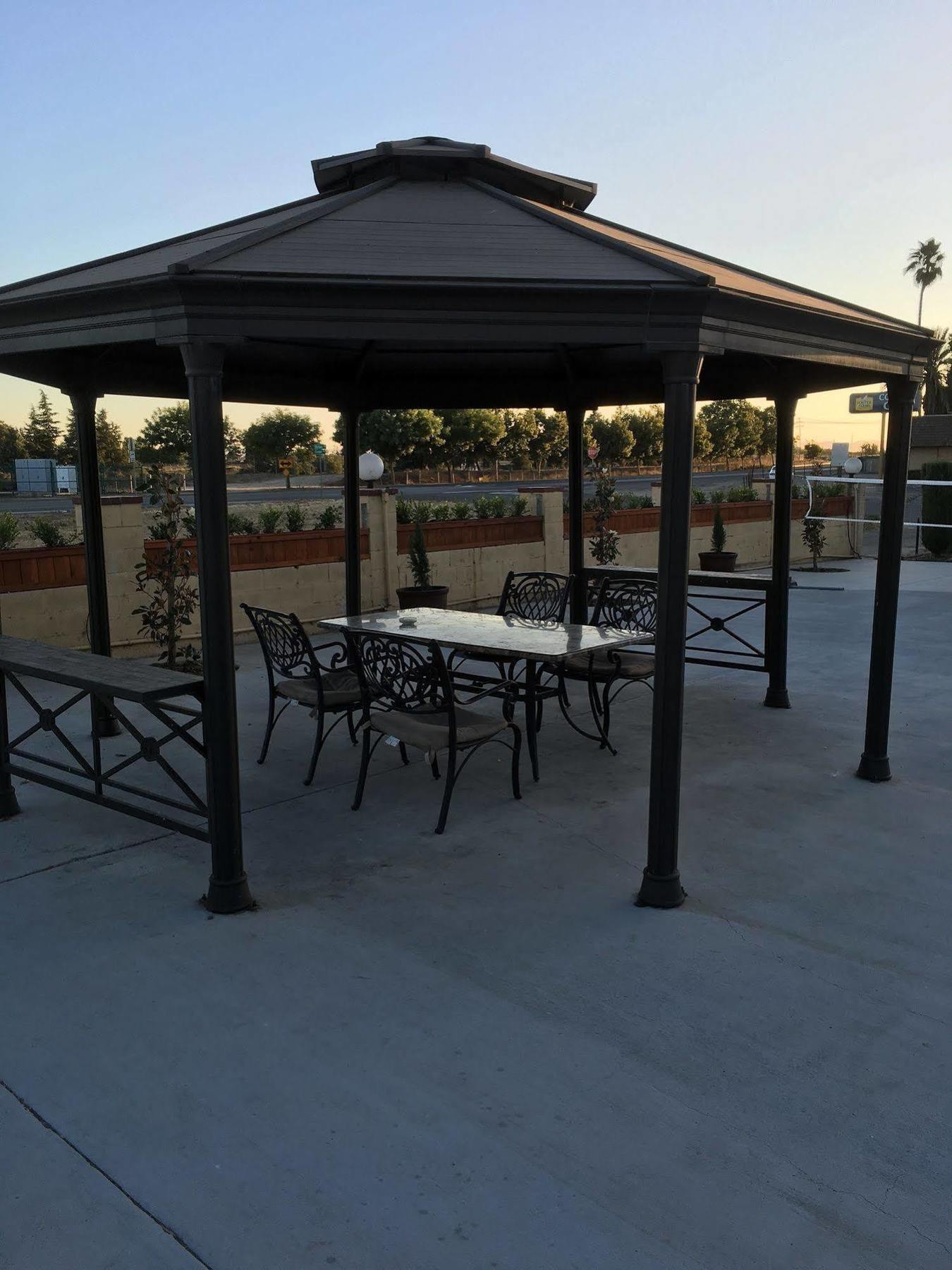 Livingston Town & Country Motel المظهر الخارجي الصورة